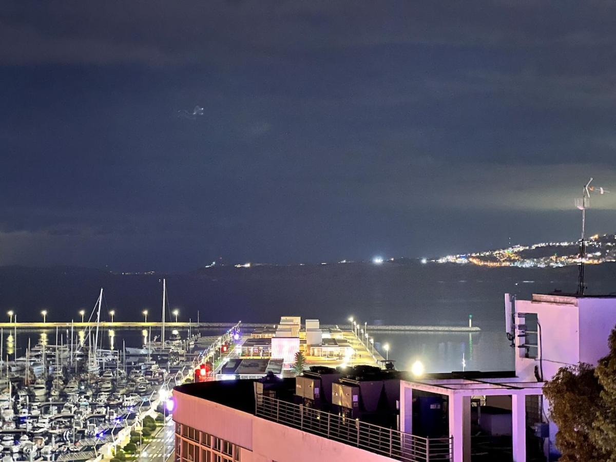 Luxury Marina-view Pent-house Appartement